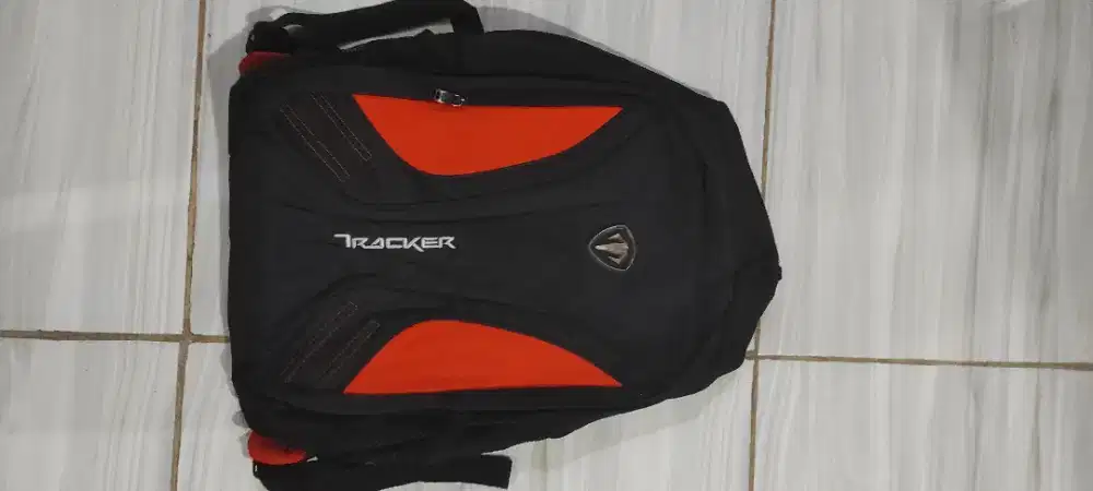 Jual tas punggung merk TRACKER