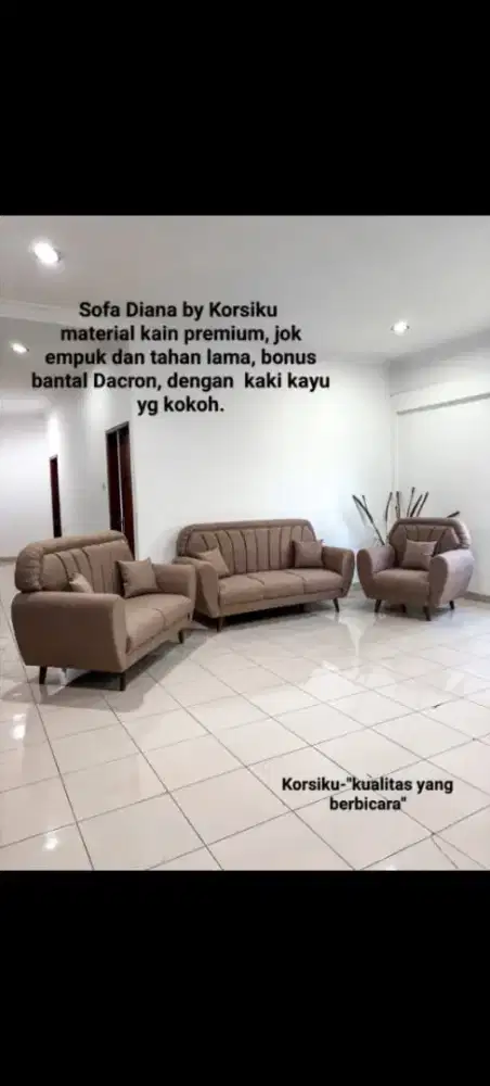 CREDIT SOFA DIANA DENGAN KAKI KAYU YANG KOKOH