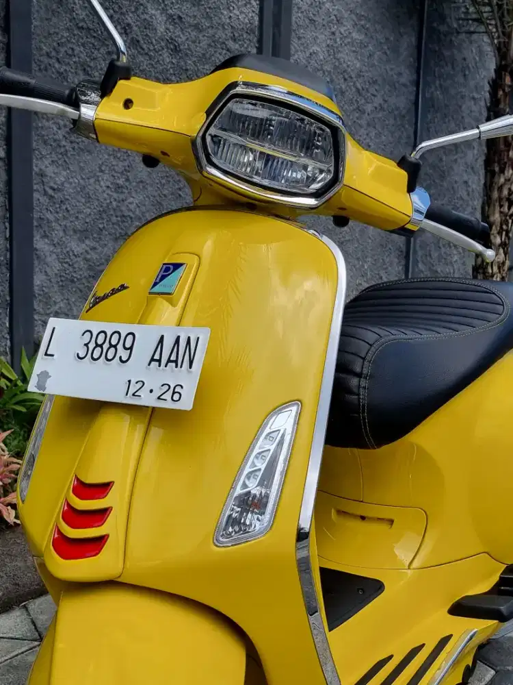 Vespa Sprint S 150 ABS 2021 Kuning Nopol L Odo 10rb Koko Motor