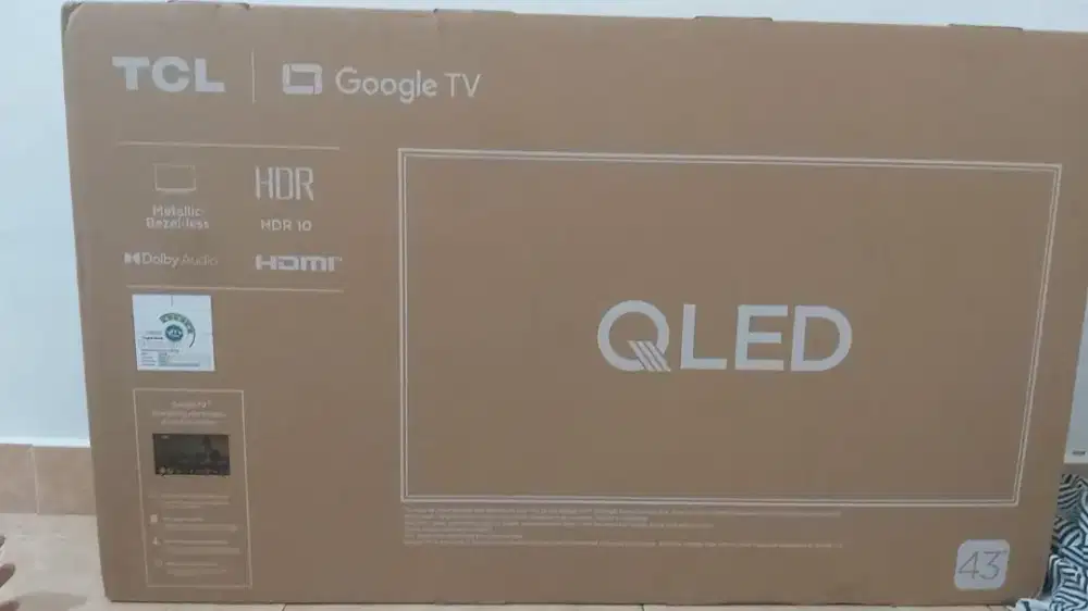 Dijual cepat TV TCL QLED 43 inch baru dapat hadiah