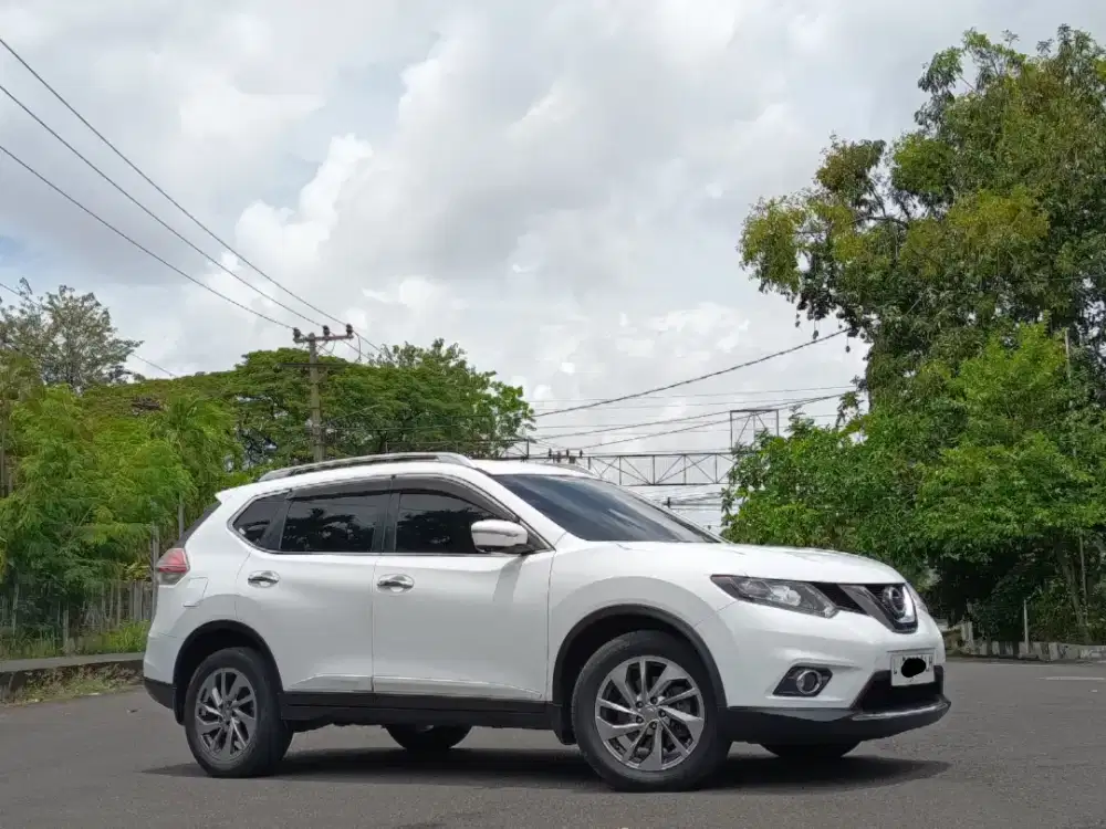 [TDP:18jt] Nissan Xtrail 2.5cc 2015 Automatic Putih Pajak+Plat Panjang