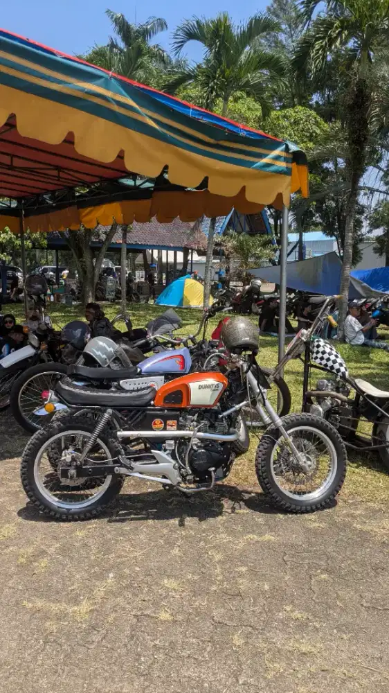 SCRAMBLER CUSTOM BASIC MEGAPRO MONO 2012