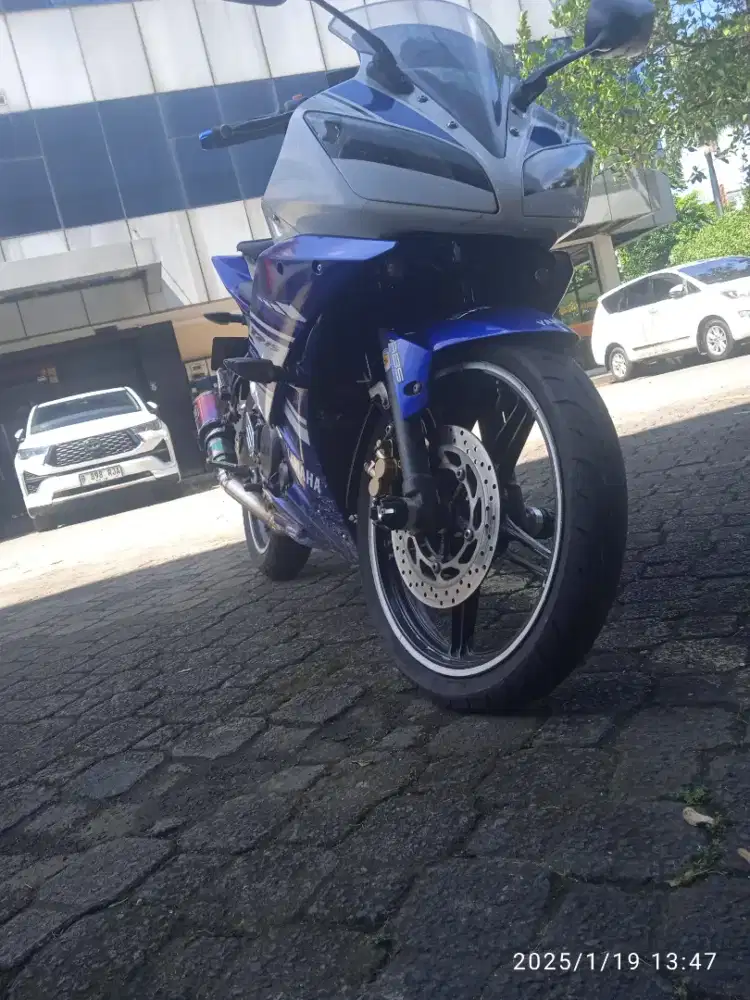 Yamaha R15 v2 Tahun 2014