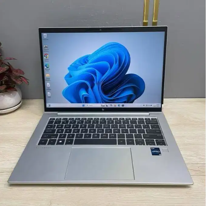 Laptop HP Elitebook 840 G9 Core i7 Gen12 RAM DDR5 Layar 14inch DL-ETM