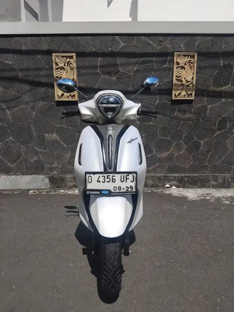 Cash / kredit Yamaha Grand Filano 2024 Mulus