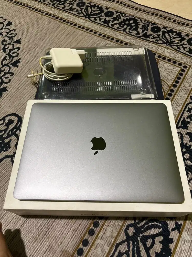 MacBook Pro M2 13 inc 8/512 GB