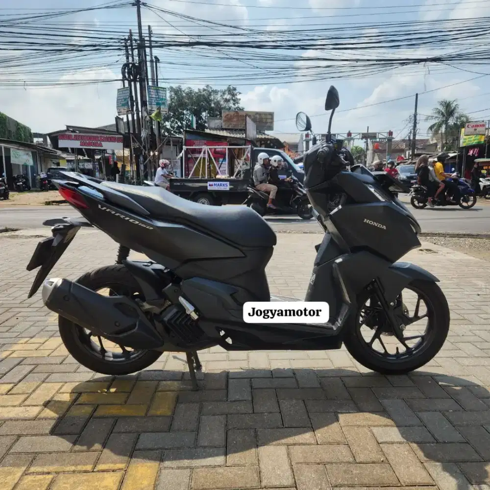 Honda Vario 160 CBS cash credit 2024
