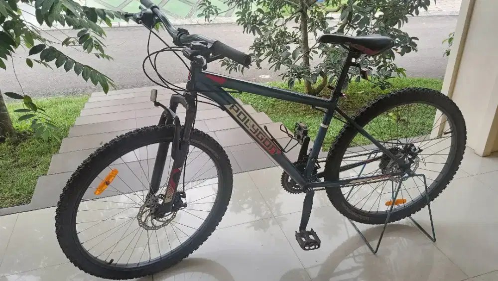 Sepeda MTB Polygon Monarch 3 istimewa uk 26 full ori