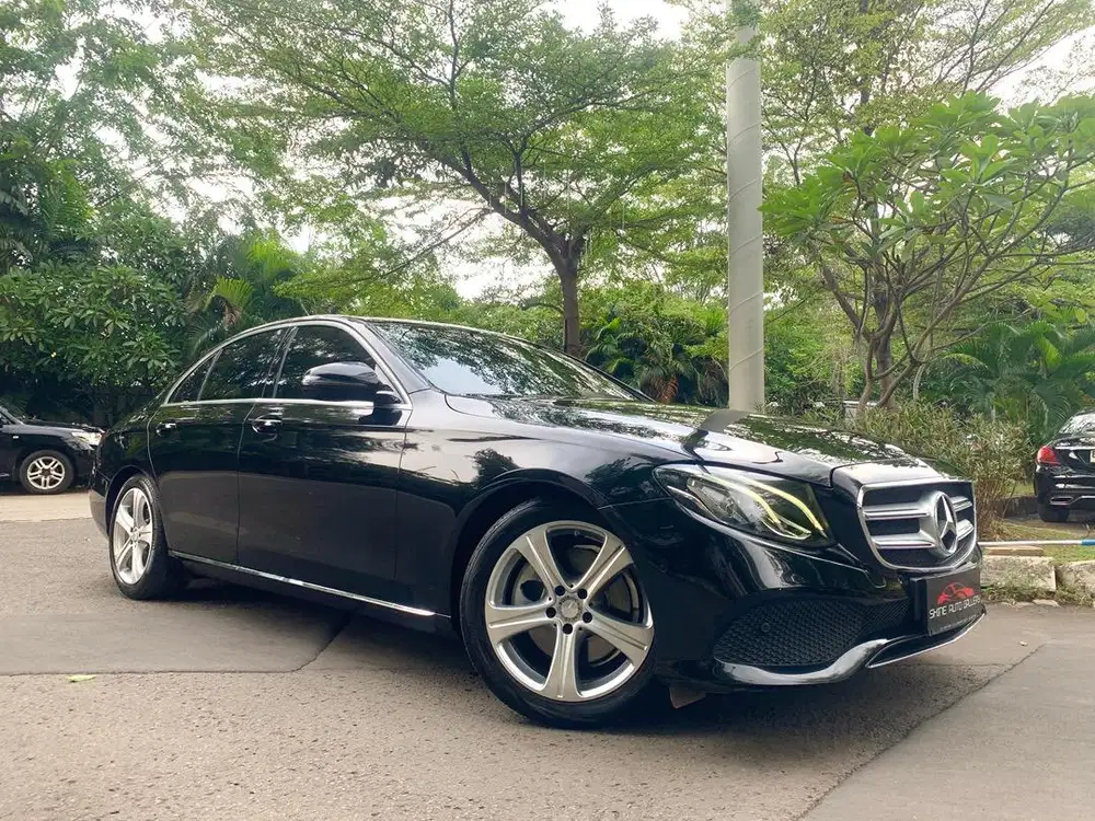 MERCEDES-BENZ AVG E250 2017 W213 BLACK ON BLACK #mercye250