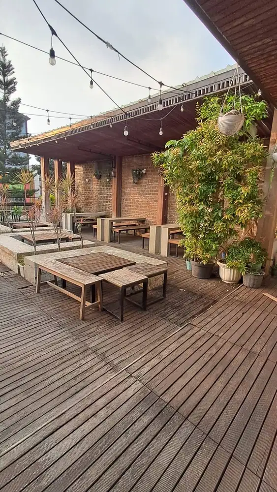 Disewakan Ruang Usaha 3 Lantai di Moch Ramdhan Bandung
