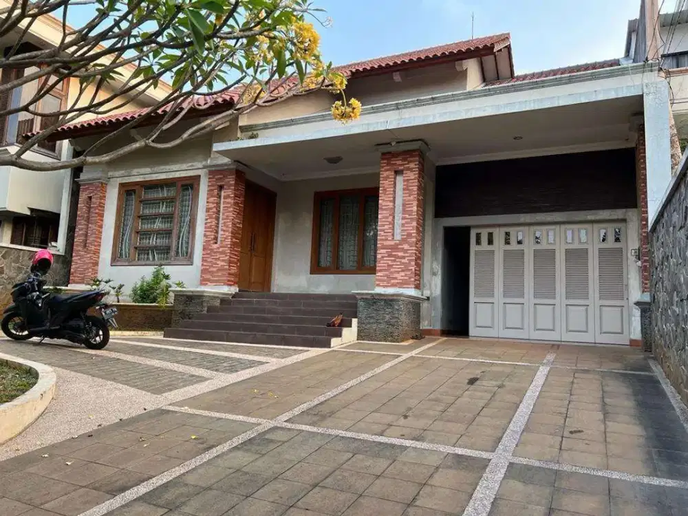 RUMAH MEWAH SIAP HUNI DI TELAGA BODAS GAJAH MUNGKUR SEMARANG