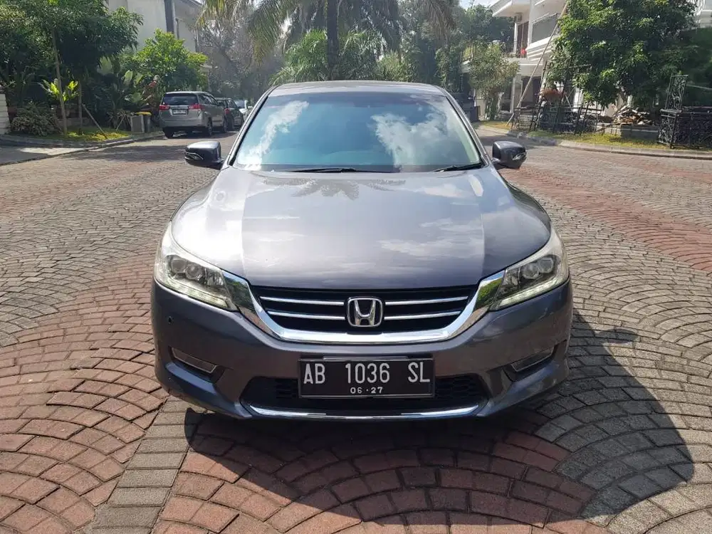 ACCORD VTIL 2013 PLAT AB