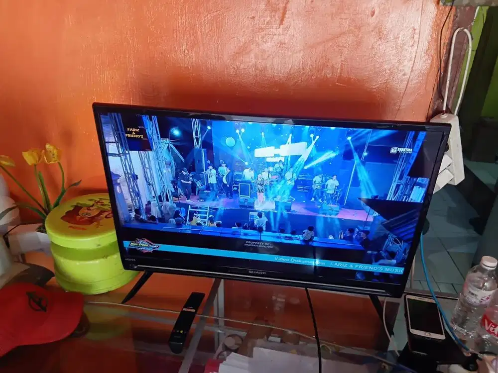 Android tv sharp 32 inchi mulus