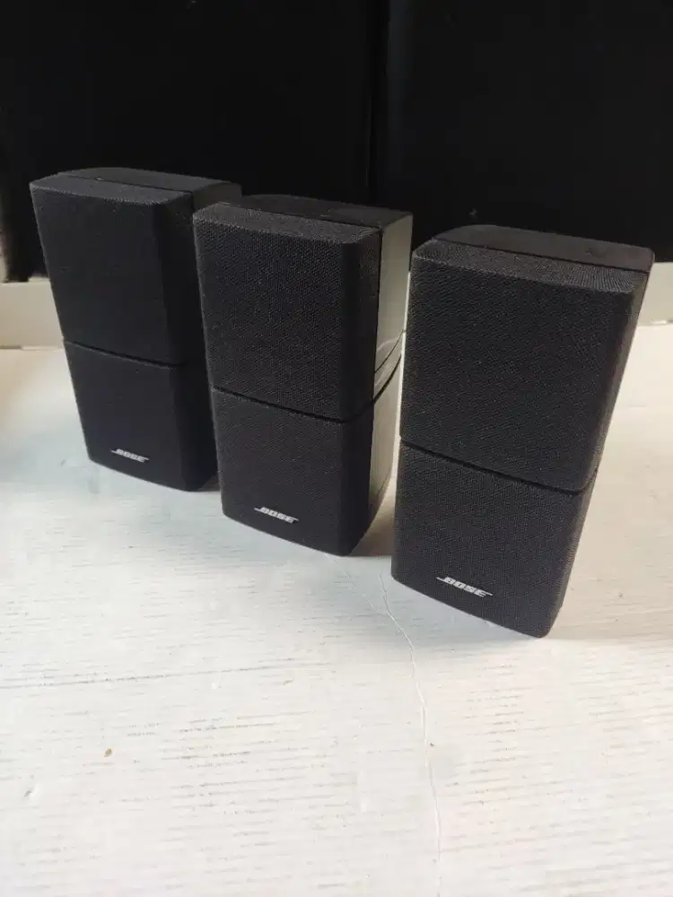 Speaker Satellite Bose accoustimas Ori mexico. 3 pcs