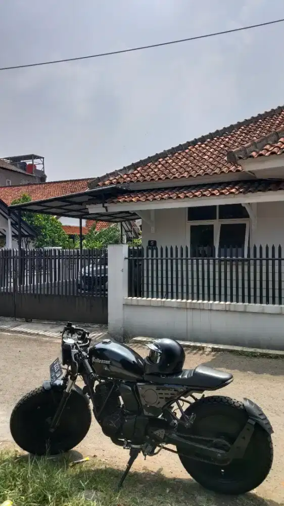 Custom Yamaha Byson