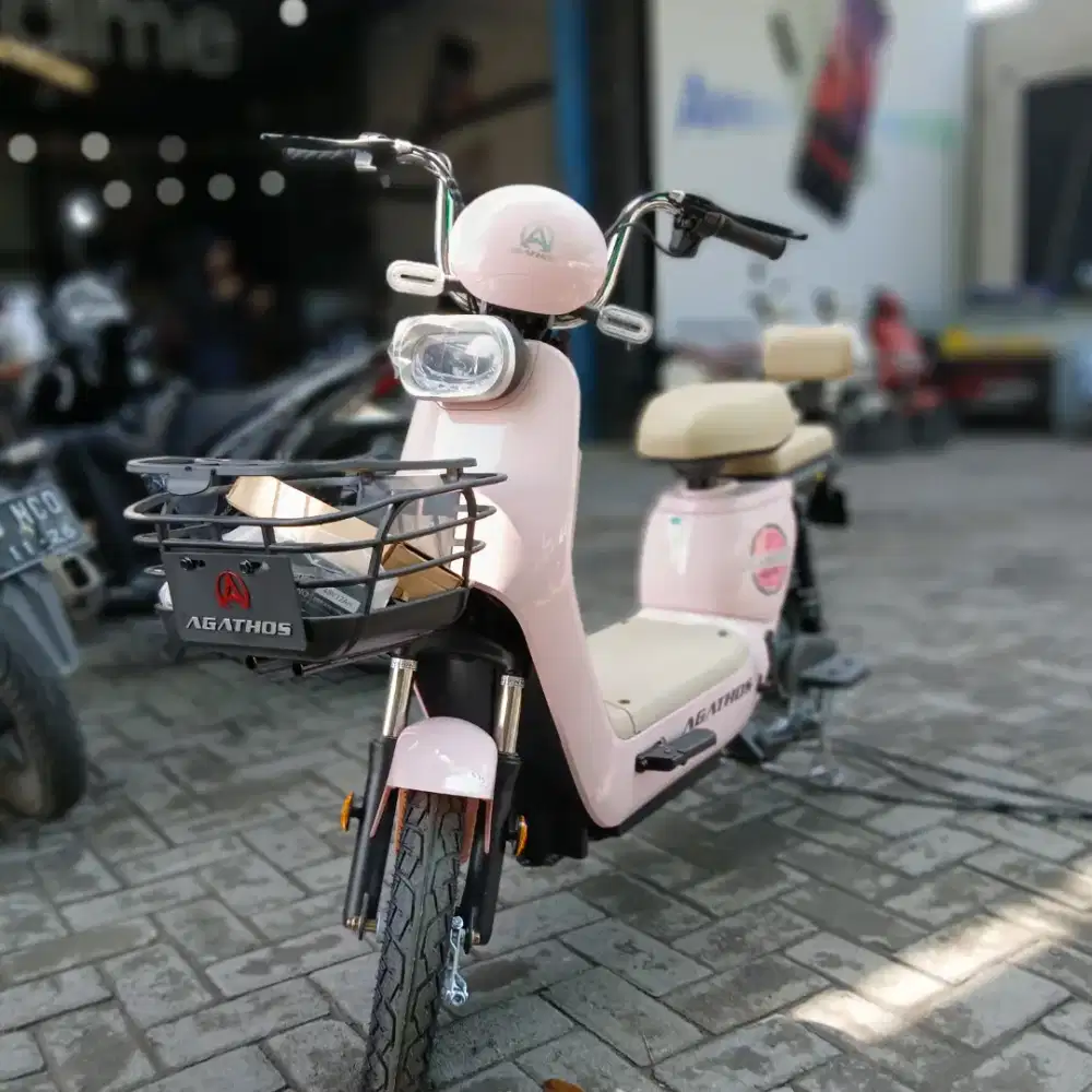 SEPEDA LISTRIK AGATHOS AE 350 FREE HELM