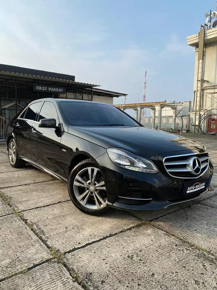 (Km Super Low 20ribu Record) MERCY E 200 AVANTGARDE 2.0 BENSIN AT 2015