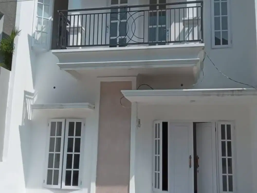 RUMAH 2 LANTAI DI JAGAKARSA, KOSONGAN.