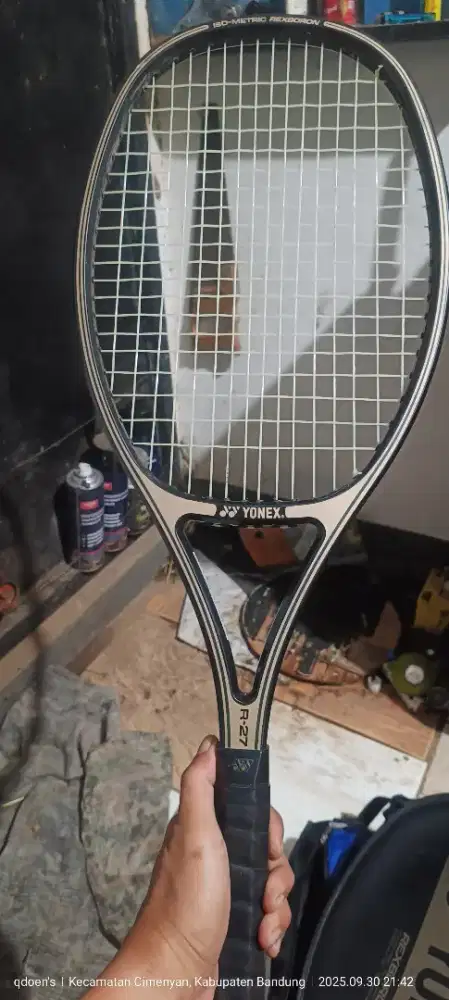 Raket tenis jadull original.. yonex R-27 lgkp sarung