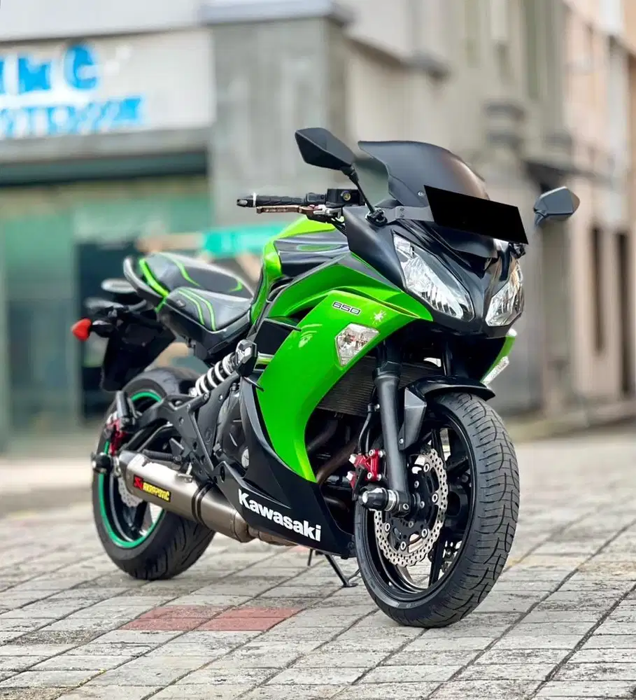 KM Antik 6.000 Kawasaki ER6F Nik 2012 Like New