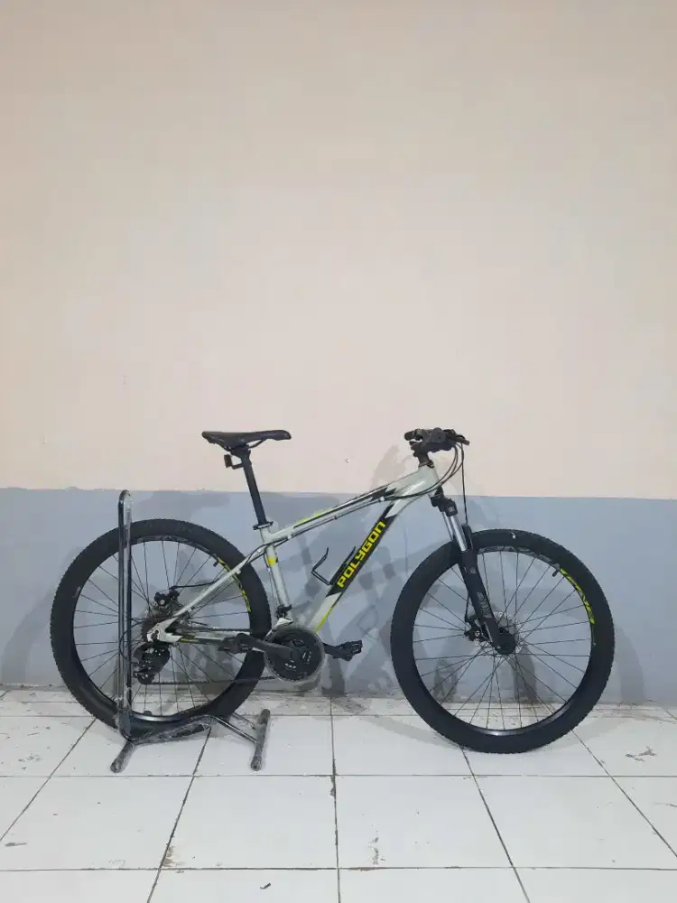 POLYGON CASCADE 3 TAHUN 2023