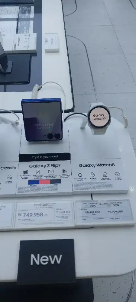 Cicilan bunga 0% samsung  flip7