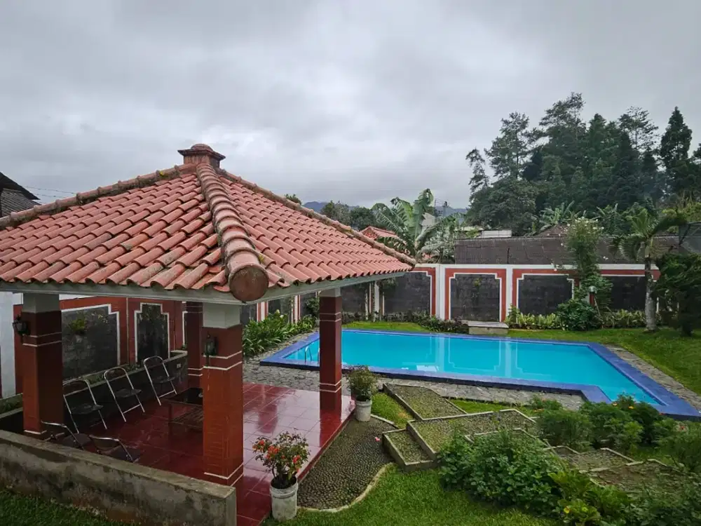 Dijual villa di puncak dekat taman safari