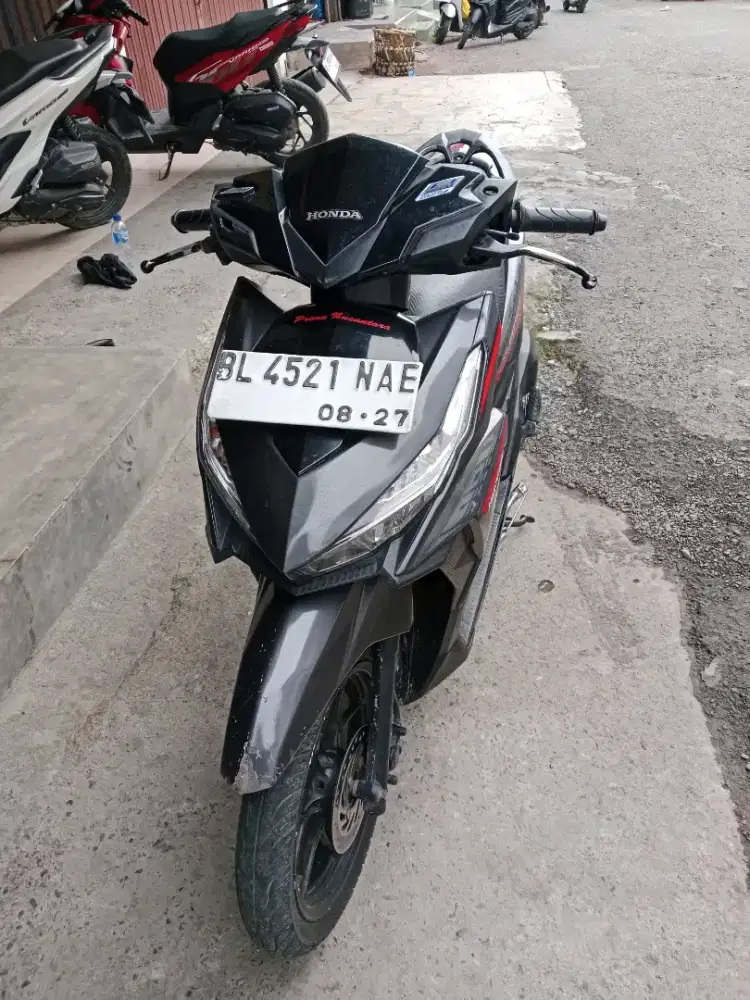 Vario 125 pajak mati 1 tahun, plat hidup mesin bagus