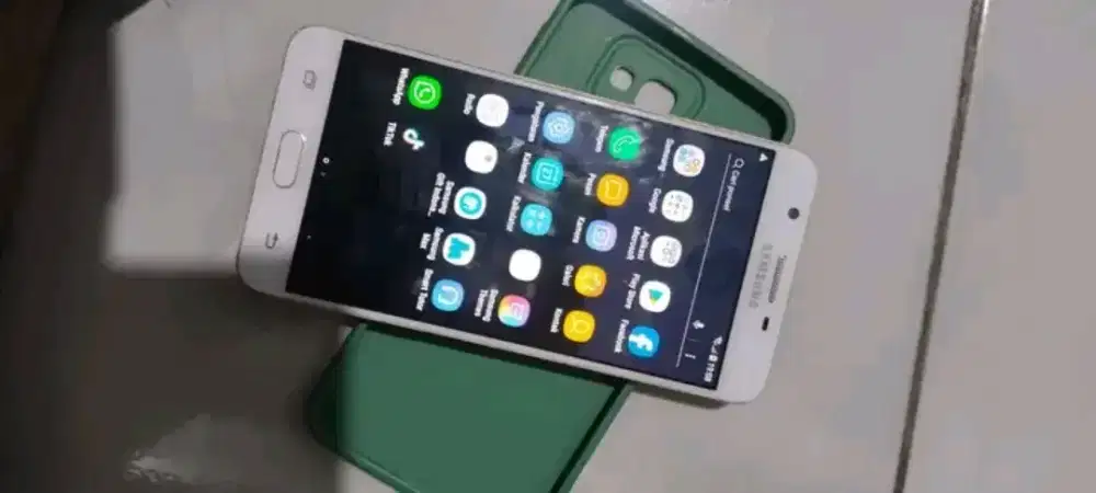hp
Samsung j7 prem ram 3/32