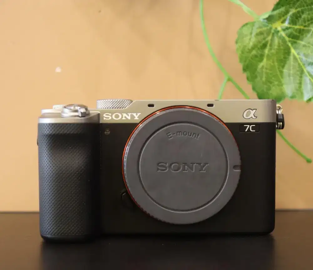 Kamera Mirrorless Sony A7C Body Only SC 9K. Good Condition