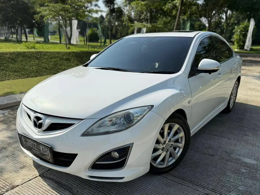 Mazda 6 Sedan sunroof AT 2011