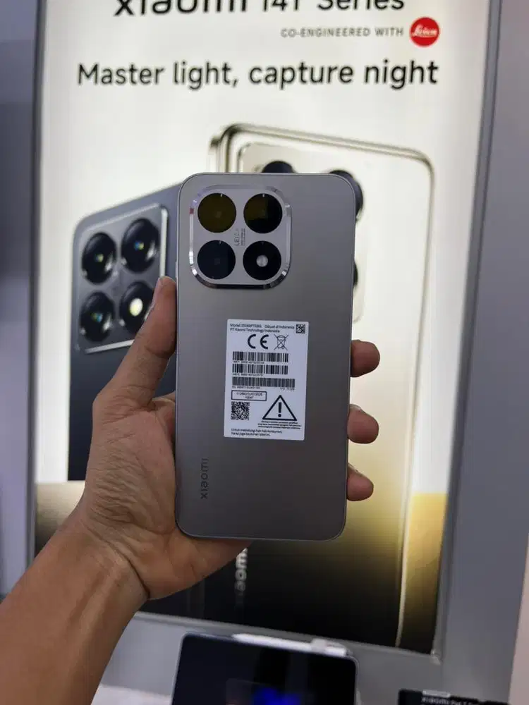 Xiaomi 15 t 12/512 dimencity 8400