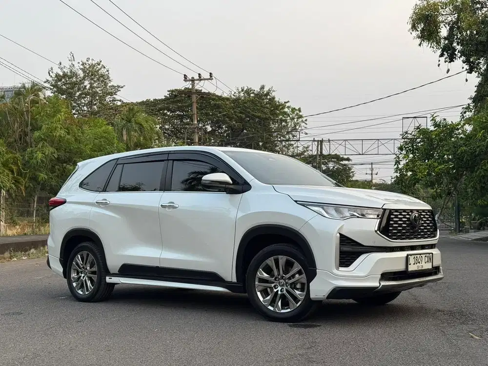 Toyota Innova Zenix 2.0 Q Hybrid Modellista Matic 2023