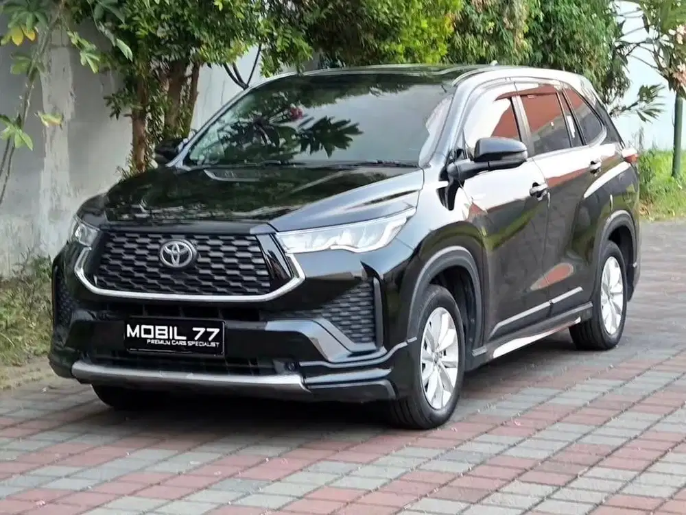 ODO 11rb - Toyota Innova Zenix V Modelista - 2023 (Like New Condition)