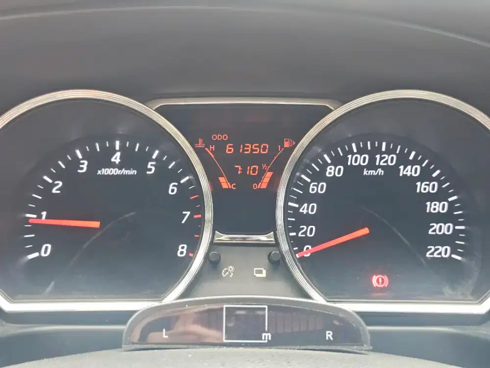 Antik KM 61rb.. Nissan Grand Livina SV MT 2017 (D)