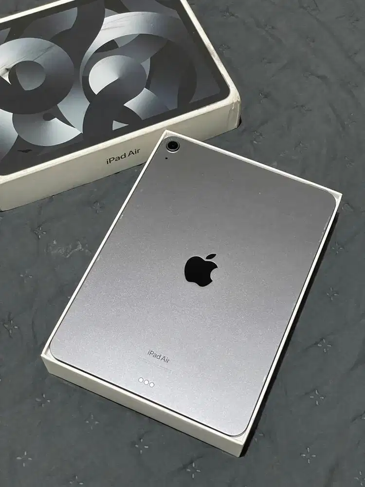 iPad air 5 generation 64 wifi only