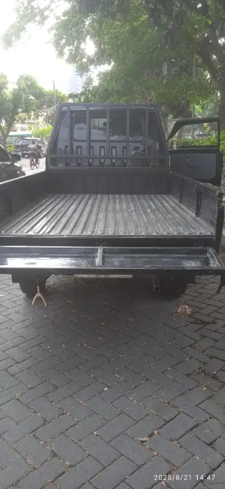 Dijual murah L300 PU yuro 4 th 22 mobil tanpa minus tgn1 istw spt Baru