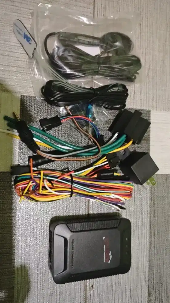 GPS mobil motor tracking maps