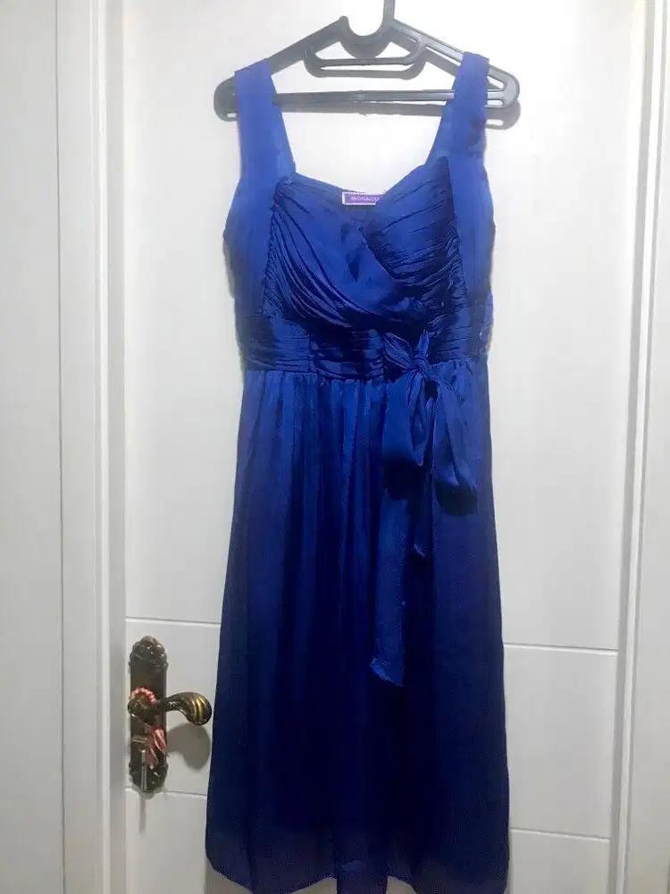 Dress Kondangan Warna Biru Satin