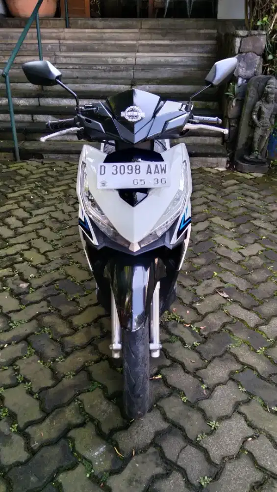 Vario LED 125 lengkap