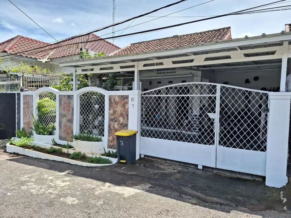 Dijual Cepat Rumah Genting Puri Baros Sukabumi Siap Huni ada taman