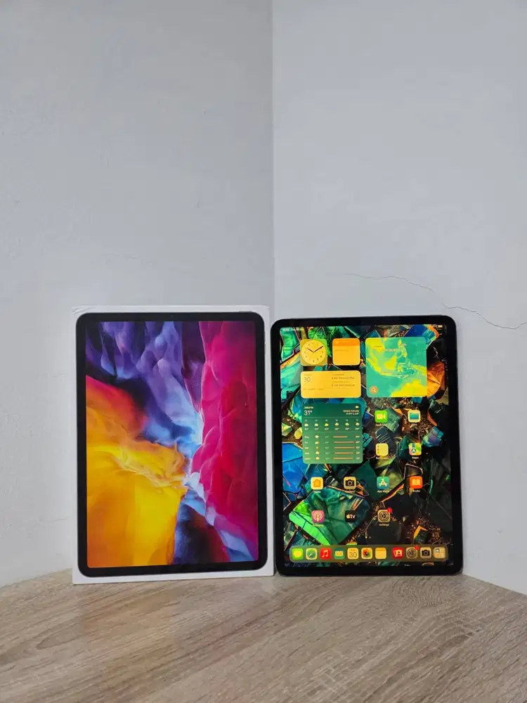Apple iPad Pro 11 2020 2nd Gen 256GB 256 GB Wifi Only Space Gray Minus