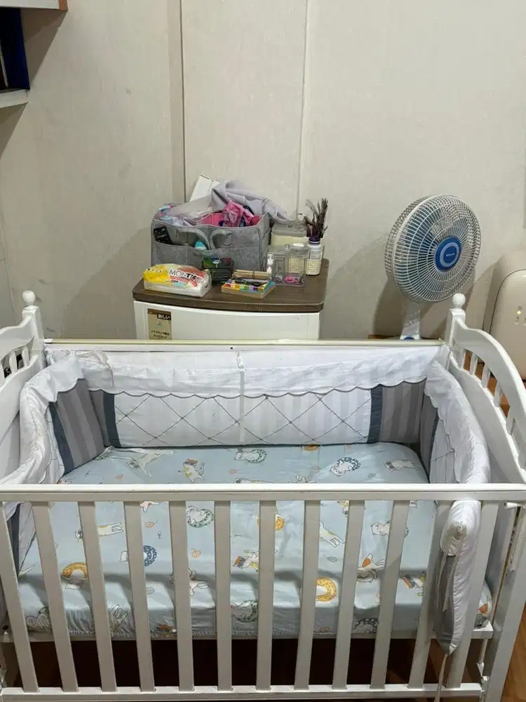 Baby box equil bear
