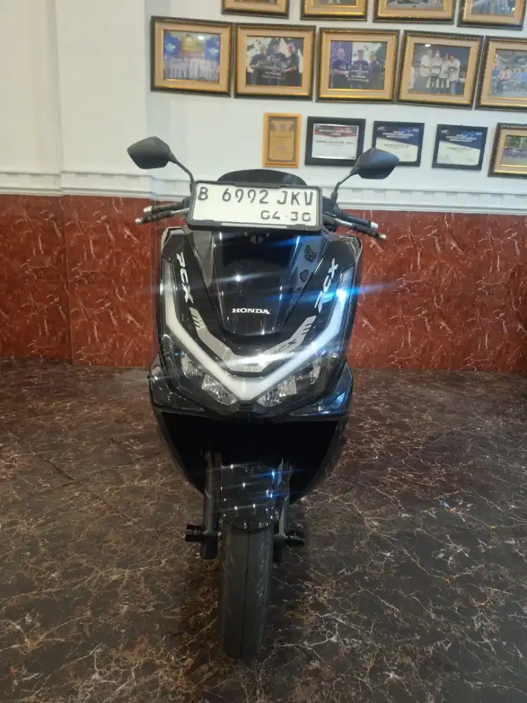 HUB KIKI DP 1JT PCX 160 CBS 2025 KM.RENDAH KTP DAERAH BISA KREDIT