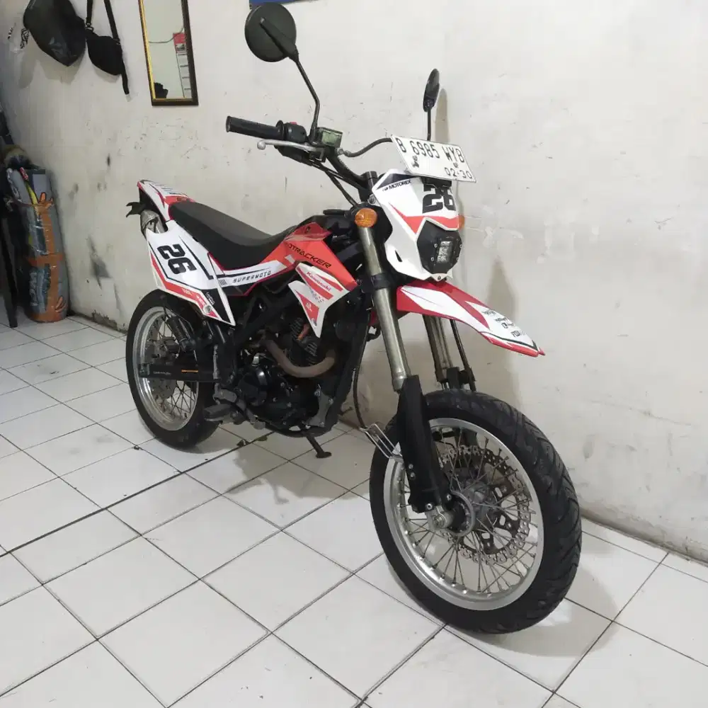 Kawasaki D-Tracker 2019 Orisinil Bagus lengkap Mesin Cakep