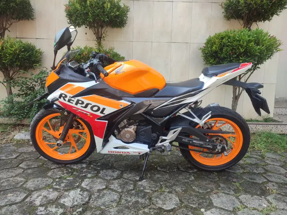 READY CBR FACELIFT TAHUN 2016 TOP GANTENG