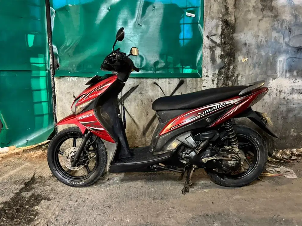 Honda Vario thun 2014 mesin halus jozz siap gas jalan aja gan.