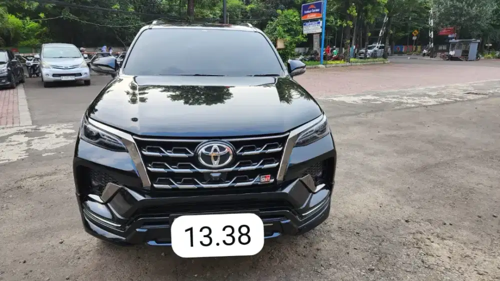 Toyota Fortuner 2.8 GR 4X2 AT