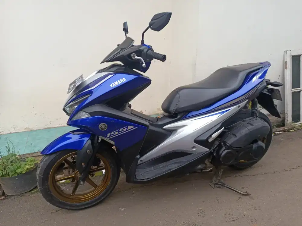 Di jual aerox r 2017 lengkap siap pakai