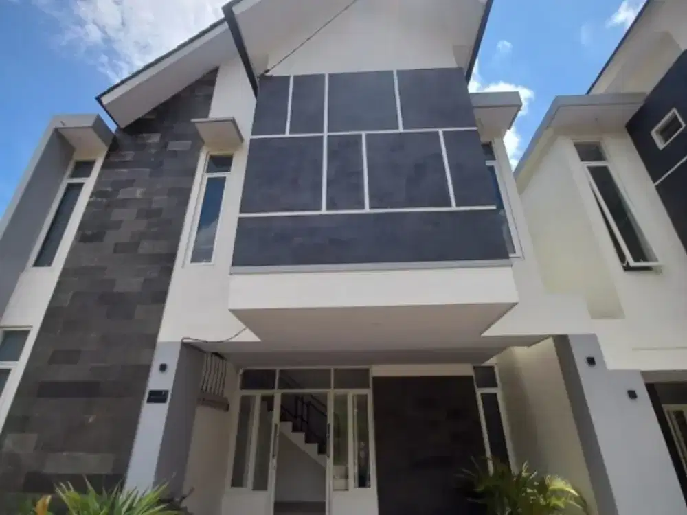 dijaul rumah kos persis depan kampus  uin akses mobil